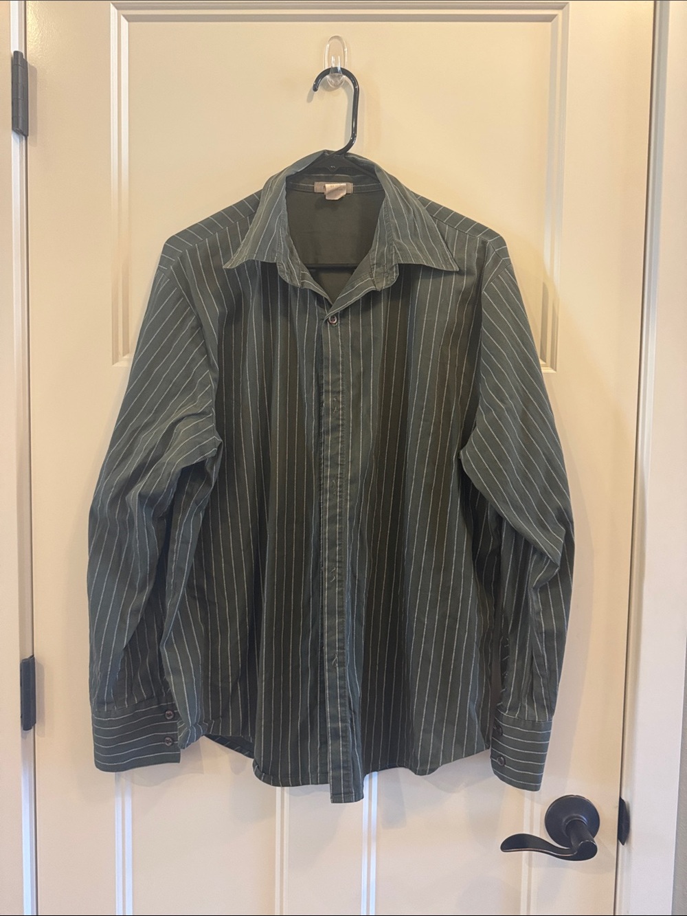 Men's Green Pinstripe POP ICON Dress Shirt - Classic Collared Long Sleeve